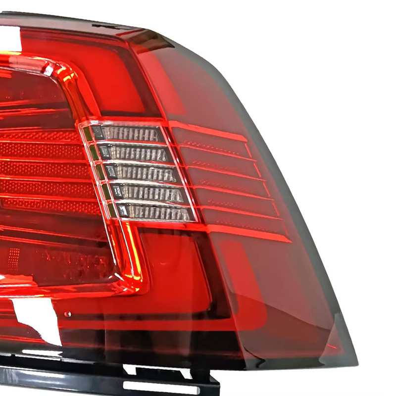 Lâmpadas de iluminação para automóveis OE 31108926 Lâmpadas de cauda direita para automóveis Volvo S90 2017-2019 Peças sobressalentes
