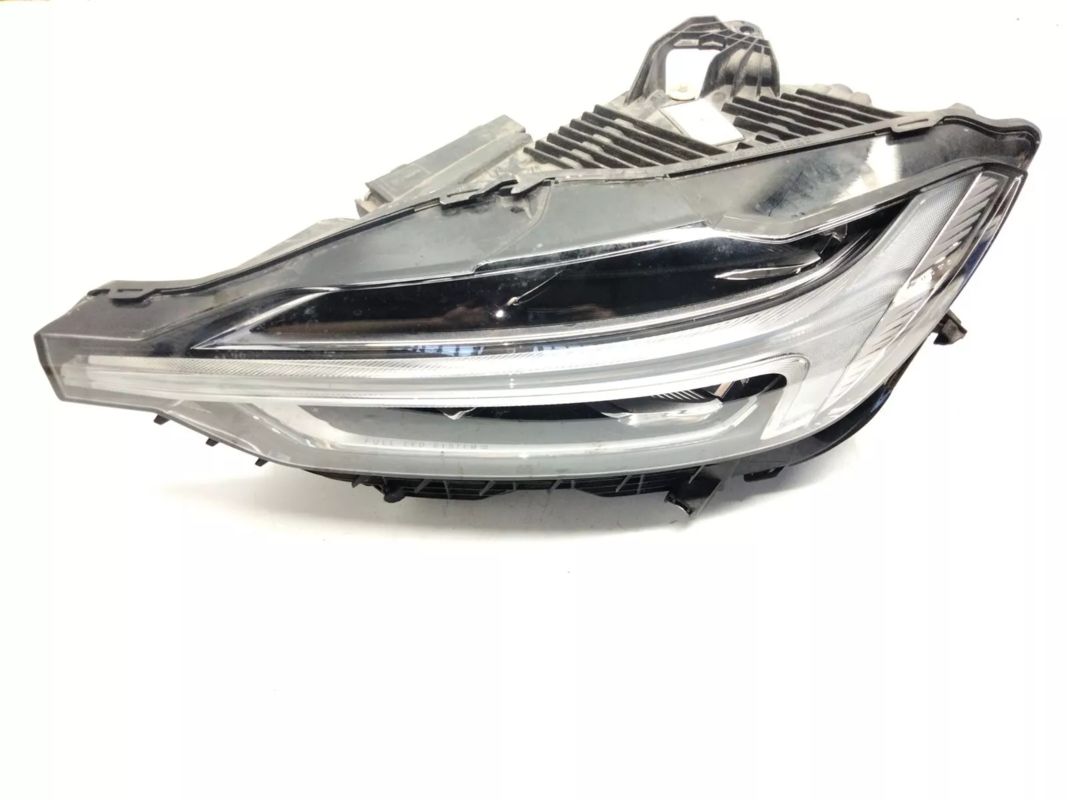 Faróis Womala OE 31656554 Faróis Dianteiros para Auto Parts XC60 18- Peças de Reposição Automotivas